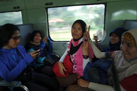 Mereka lanjut ke Argopuro, saya turun :P